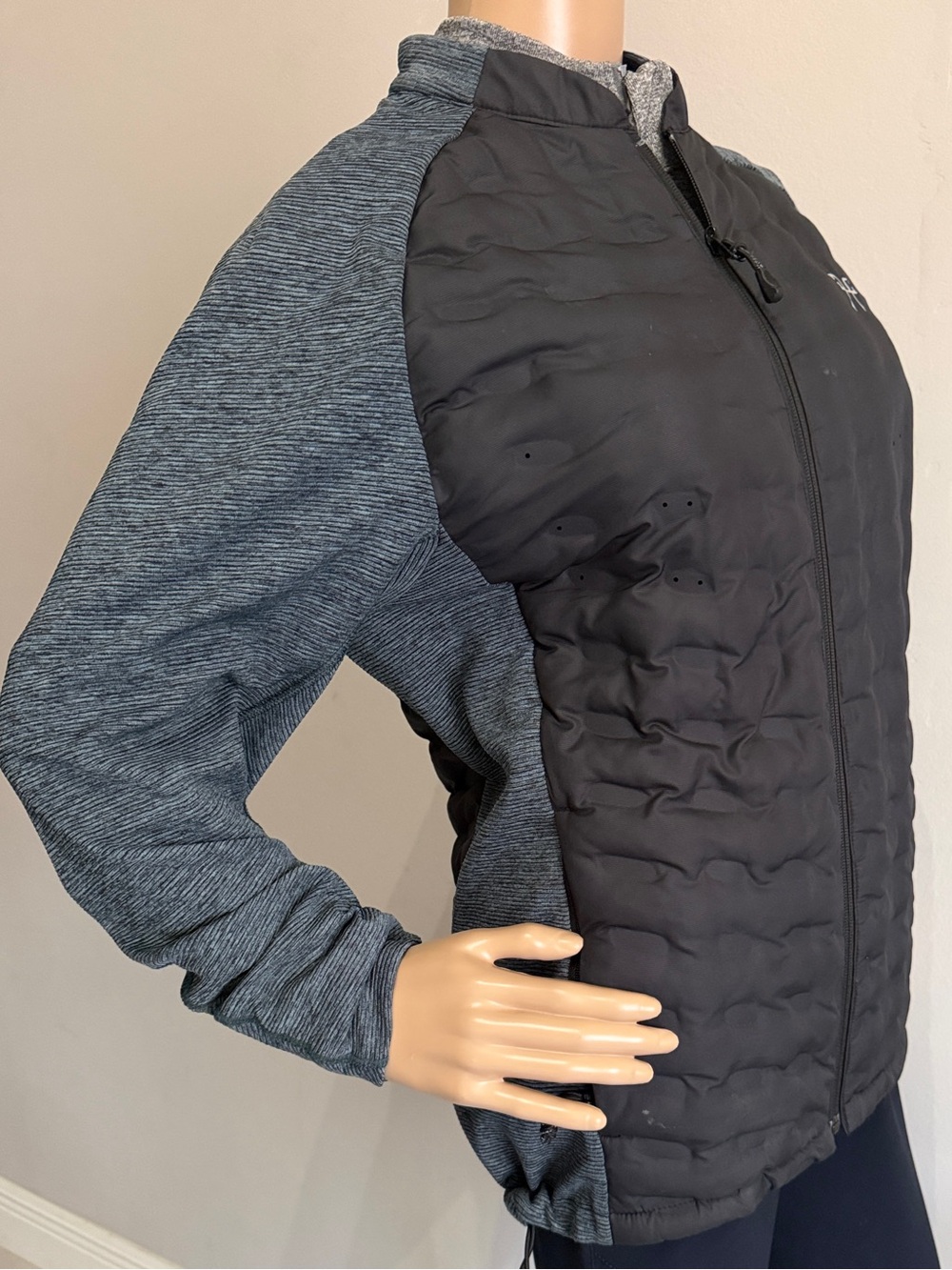 Horse Pilot Hybrid Insulated Riding Jacket Women’s Small Gray Black Full Zip Tec - Picture 3 of 7